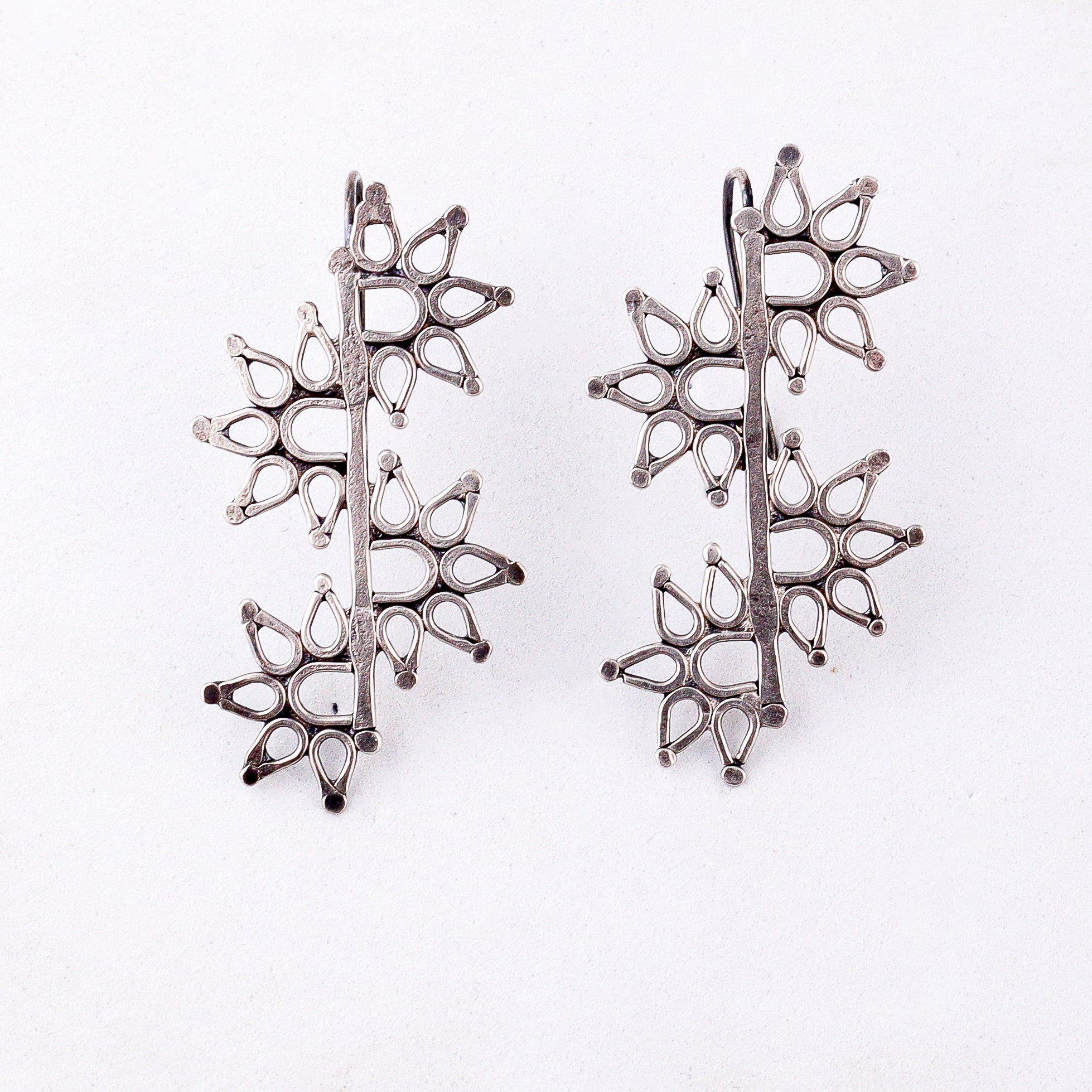 Mini Raatrani Hammered Earring