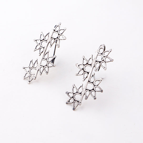 Mini Raatrani Hammered Earring