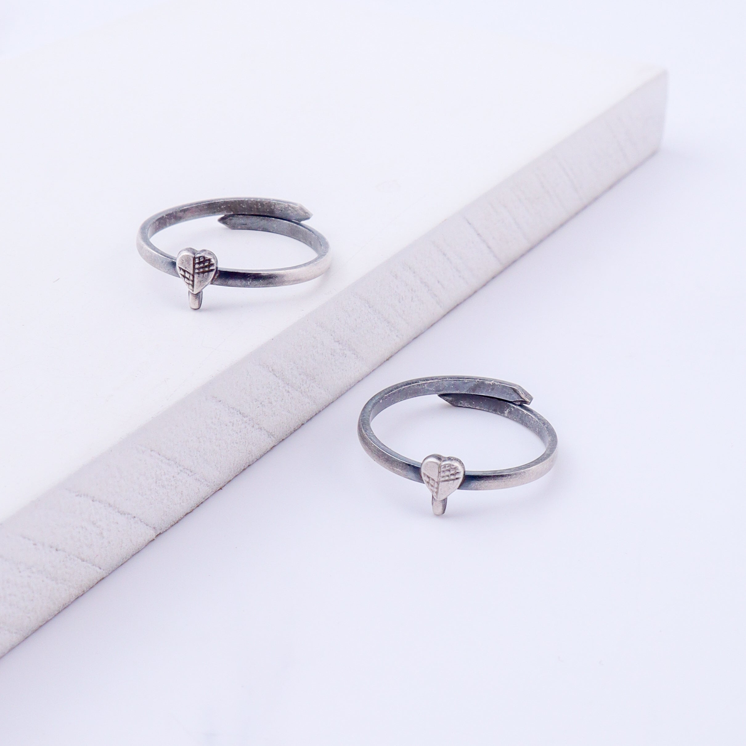 Tiny Silver Adjustable Heart Leaf Toe Ring