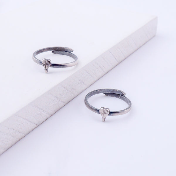 Tiny Silver Adjustable Heart Leaf Toe Ring