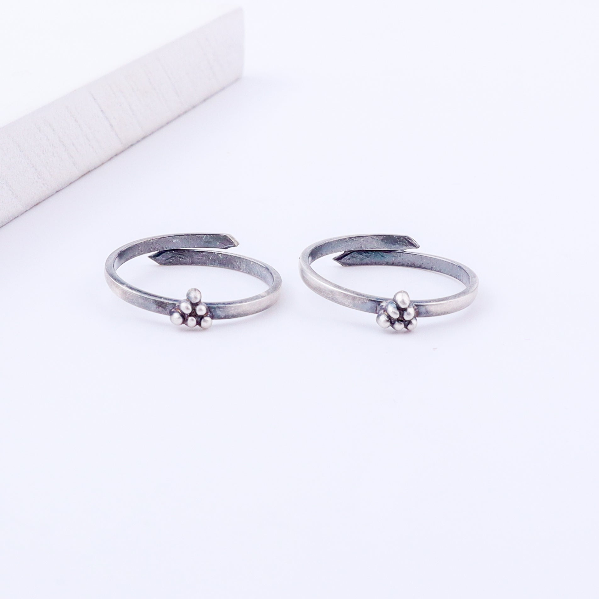 Tiny Silver Adjustable Pyramid Toe Ring