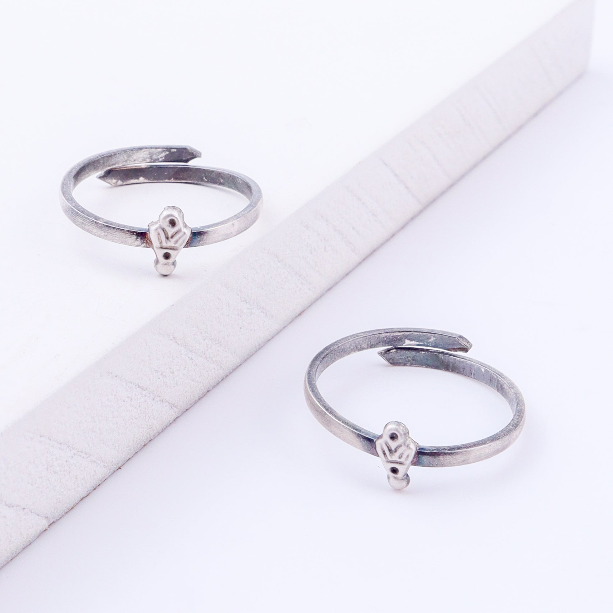 Tiny Silver Adjustable Leaf Toe Ring