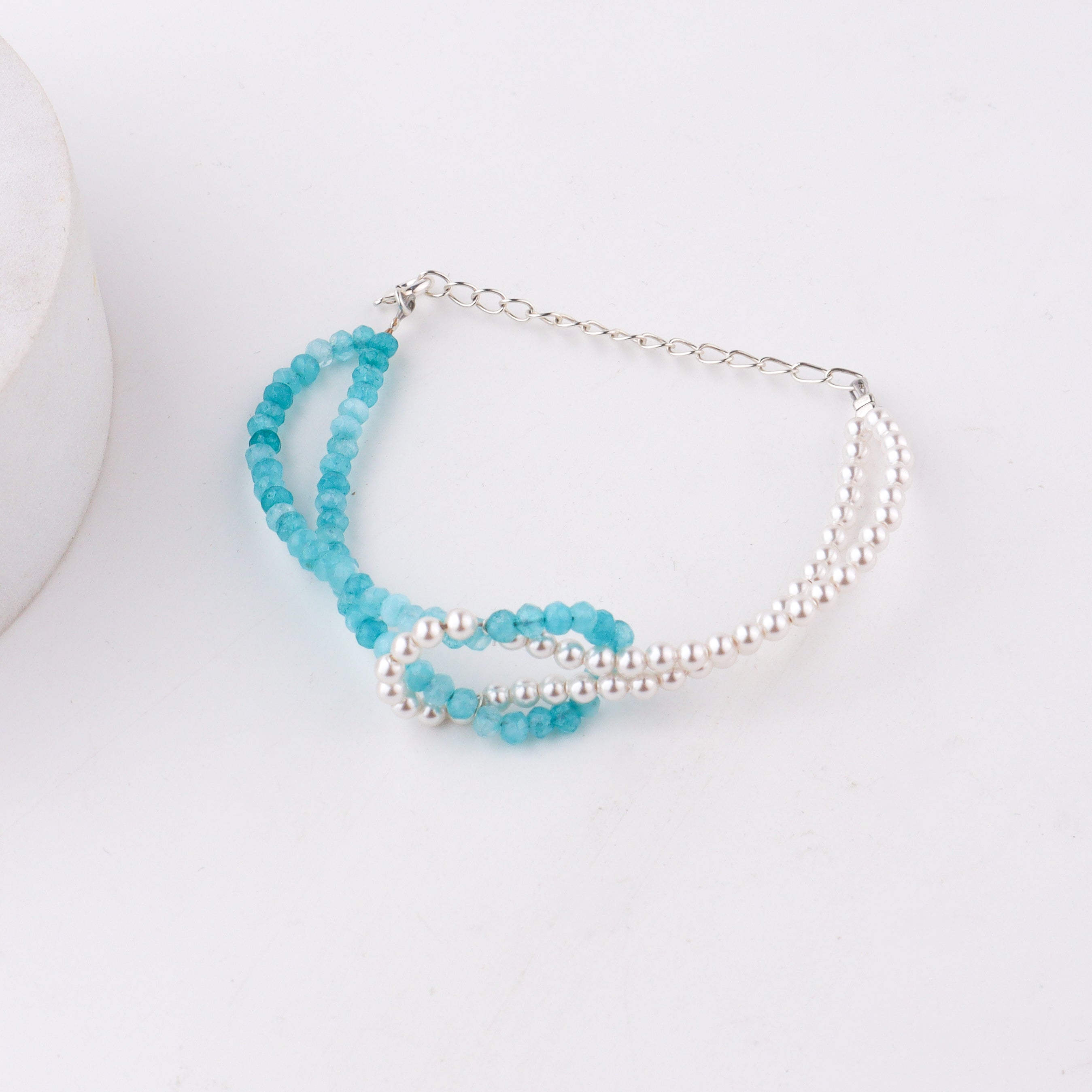 Minimal blue jade pearl bracelet design