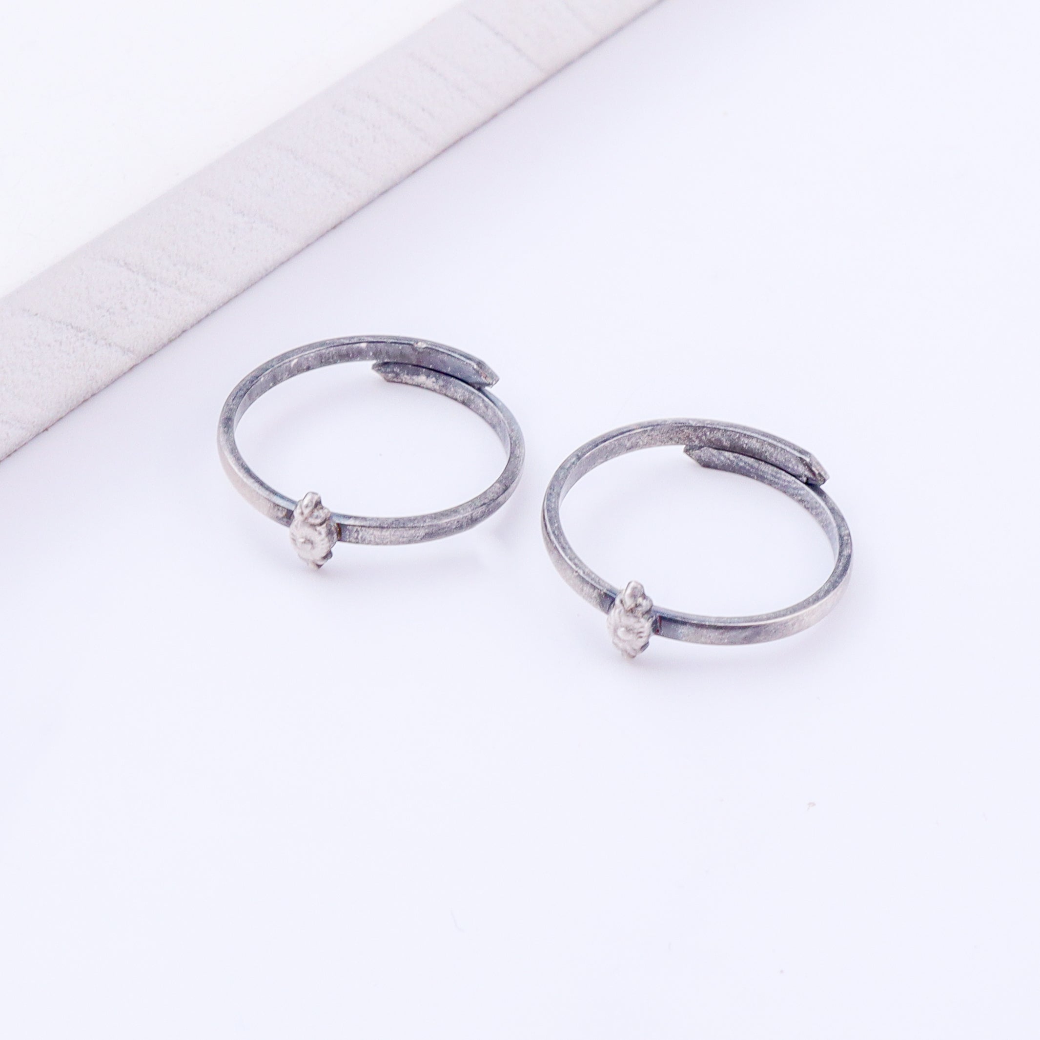 Tiny Silver Adjustable Textured Eye Symbol Toe Ring