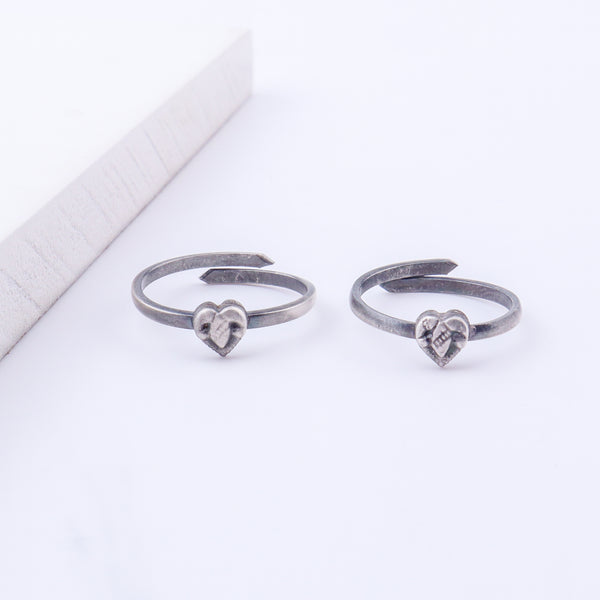 Tiny Silver Adjustable Textured Heart Toe Ring