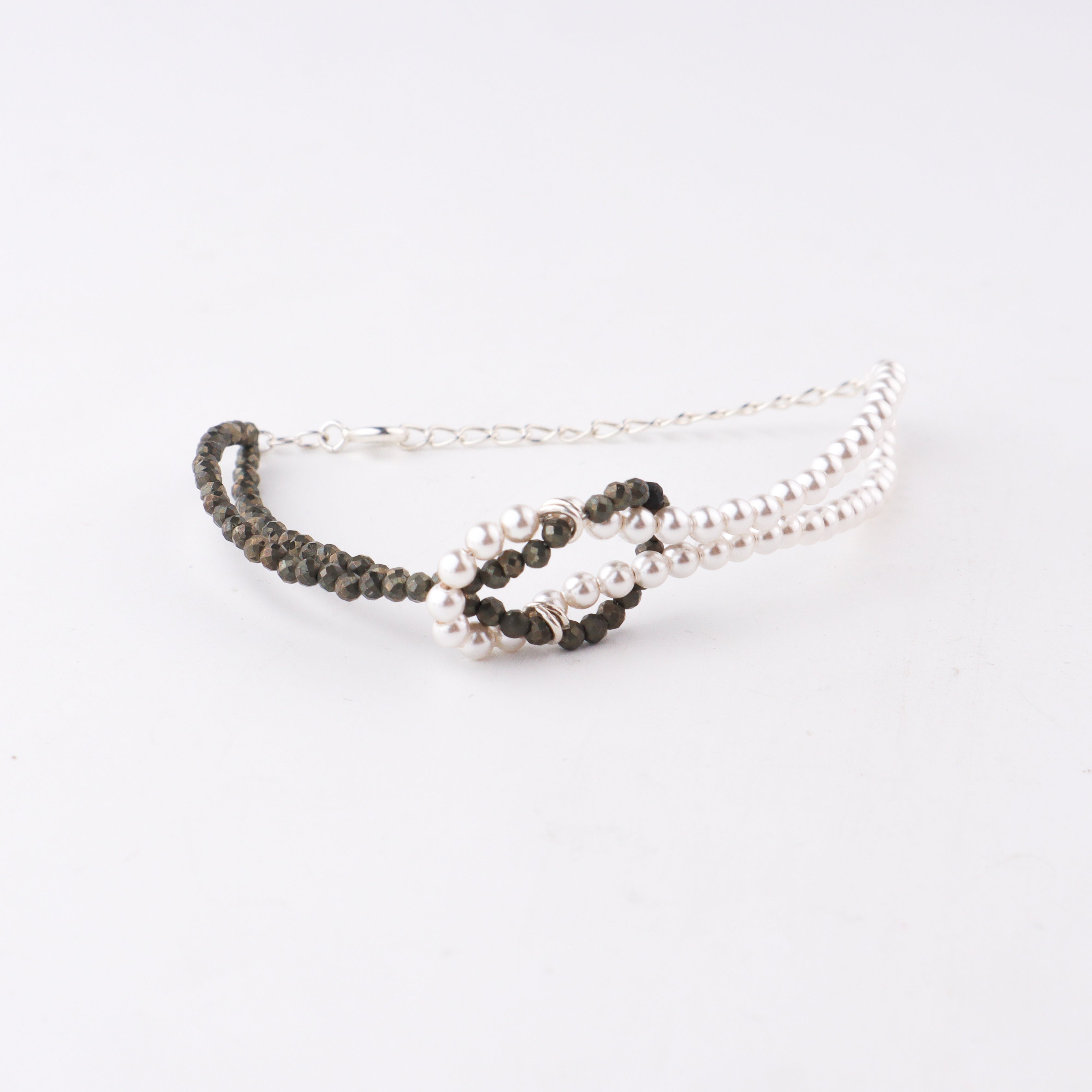 pyrite pearl bracelet for daily wear