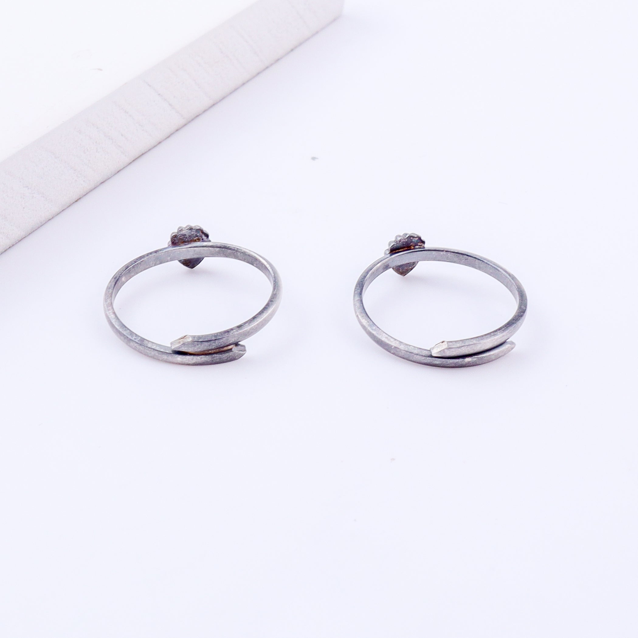 Tiny Silver Adjustable Textured Drop Toe Ring
