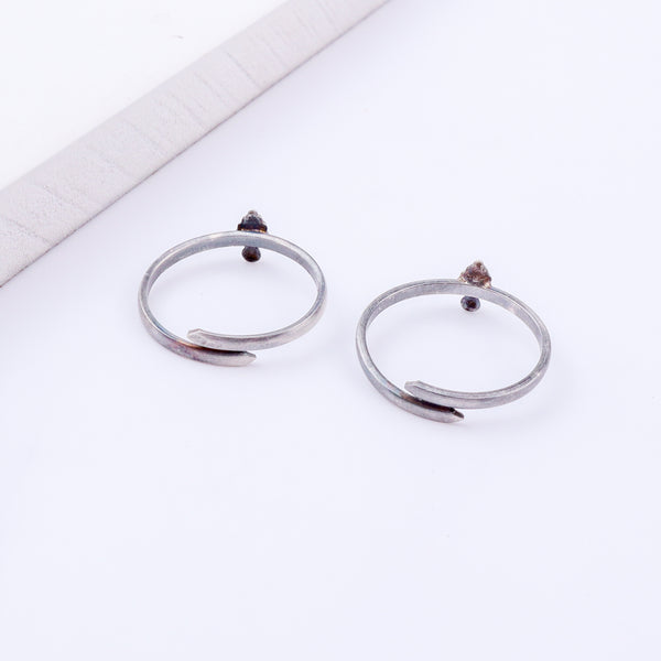 Tiny Silver Adjustable Nip Toe Ring