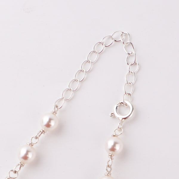 style lapis pearl crystal necklace with modern outfit