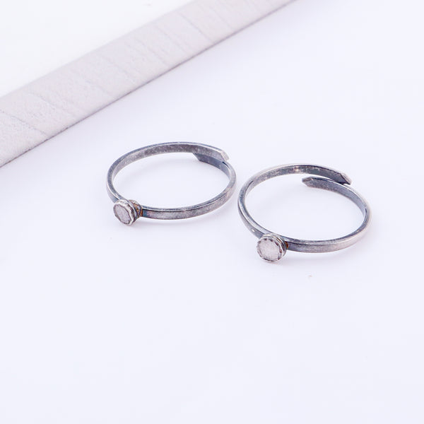 Tiny Silver Adjustable Flat Circle Toe Ring