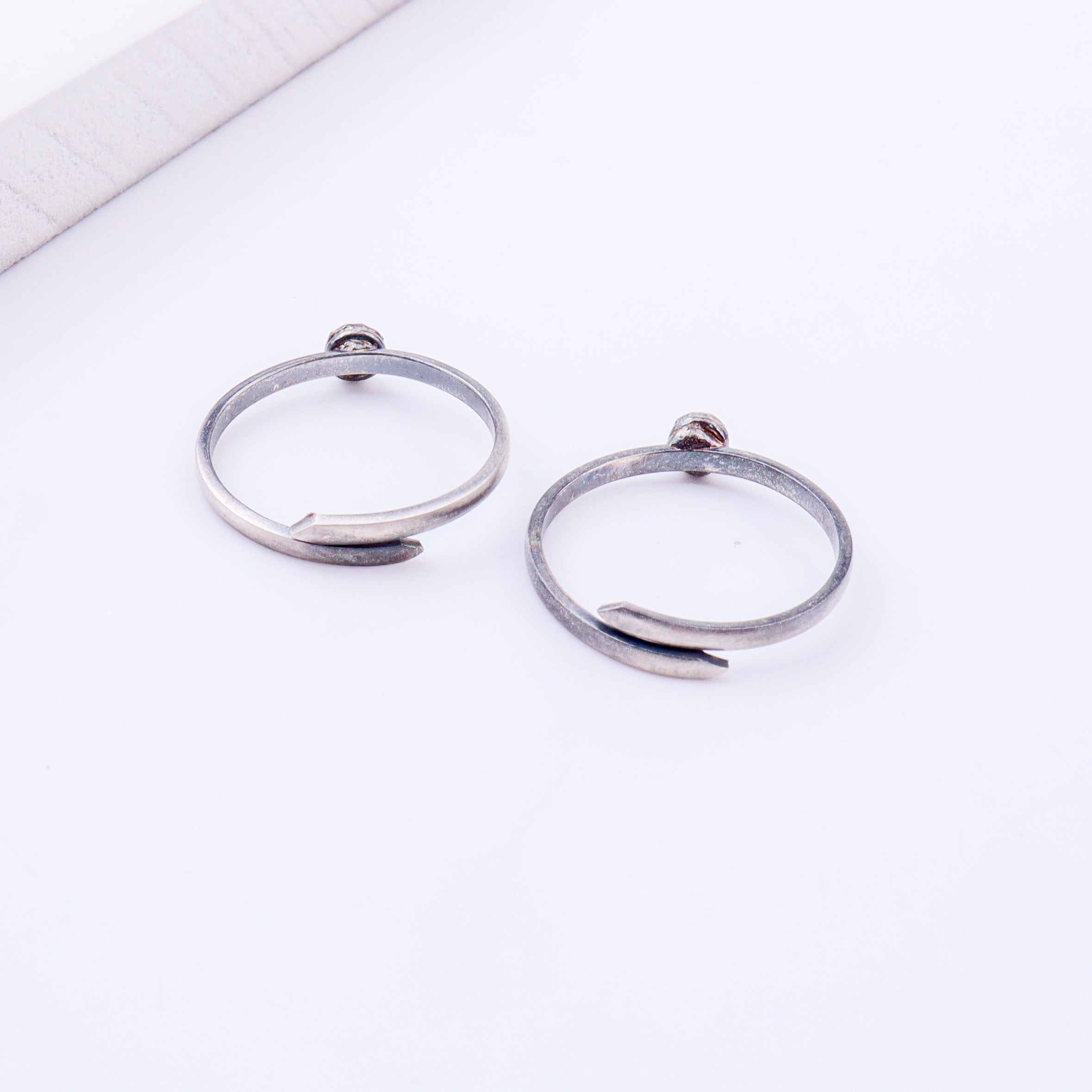 Tiny Silver Adjustable Flat Circle Toe Ring