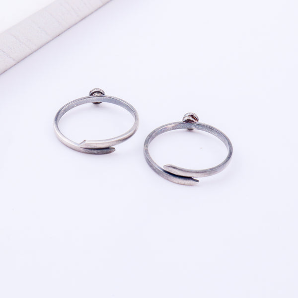 Tiny Silver Adjustable Flat Circle Toe Ring