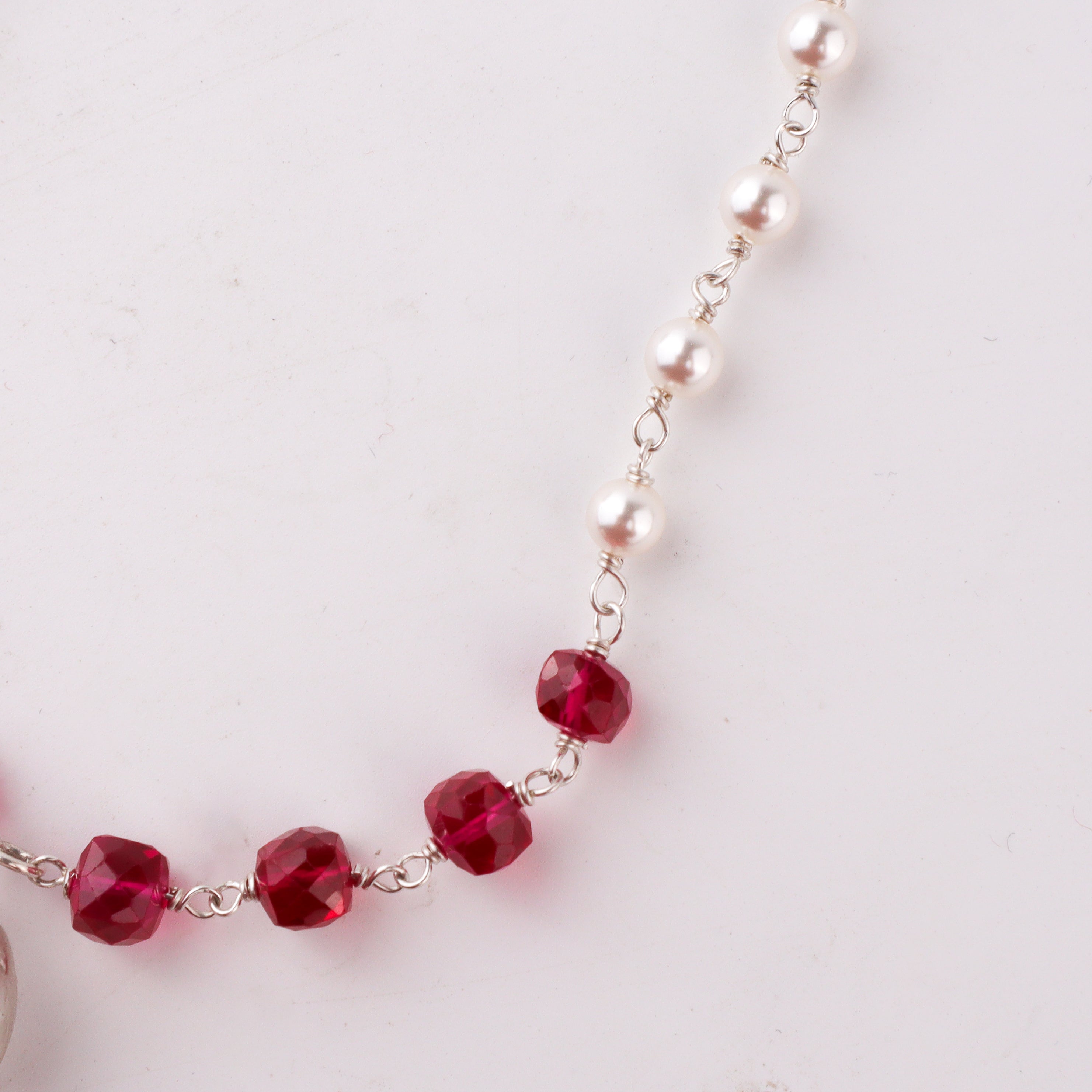 Statement baroque pearl silver necklace design