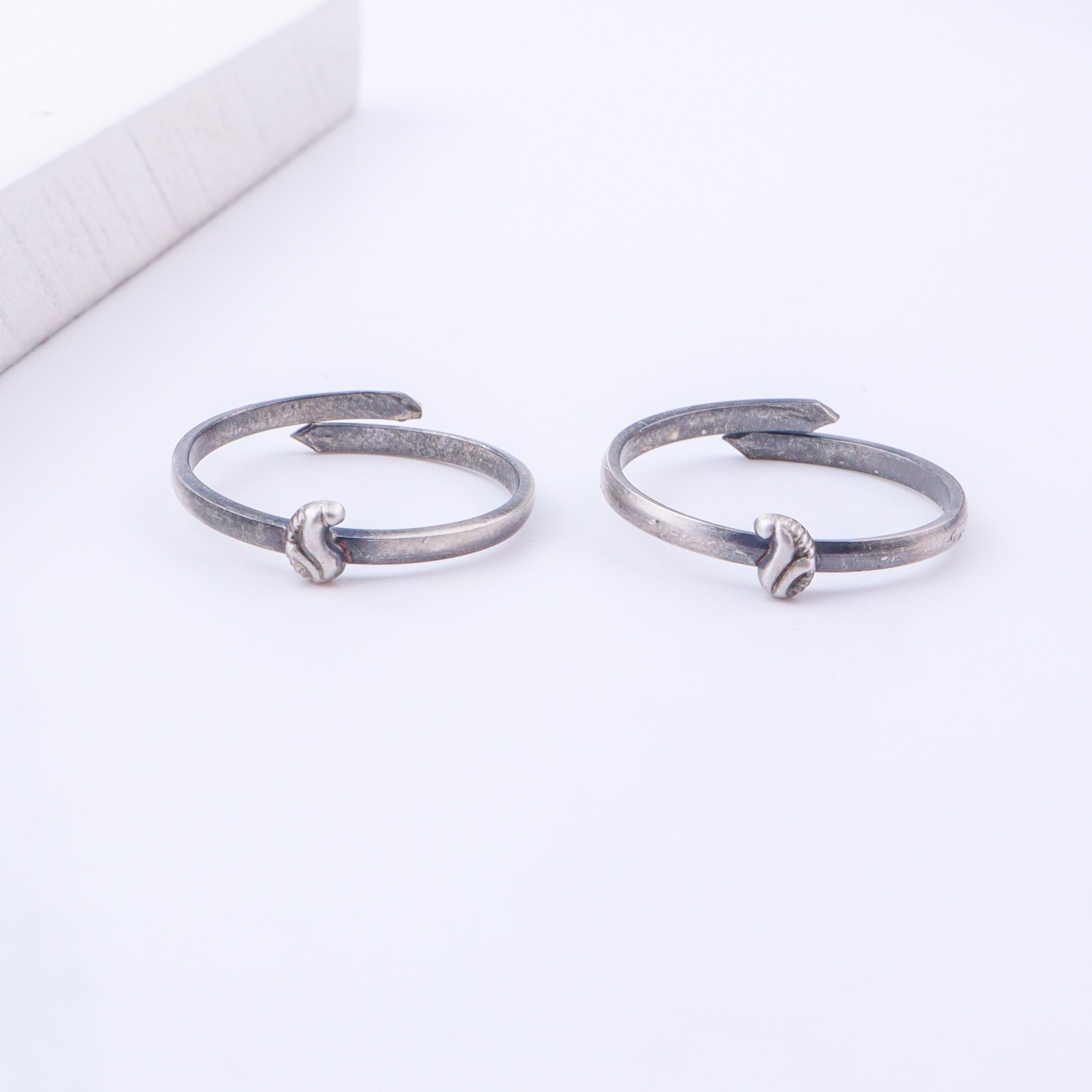 Tiny Silver Adjustable Koyari Toe Ring