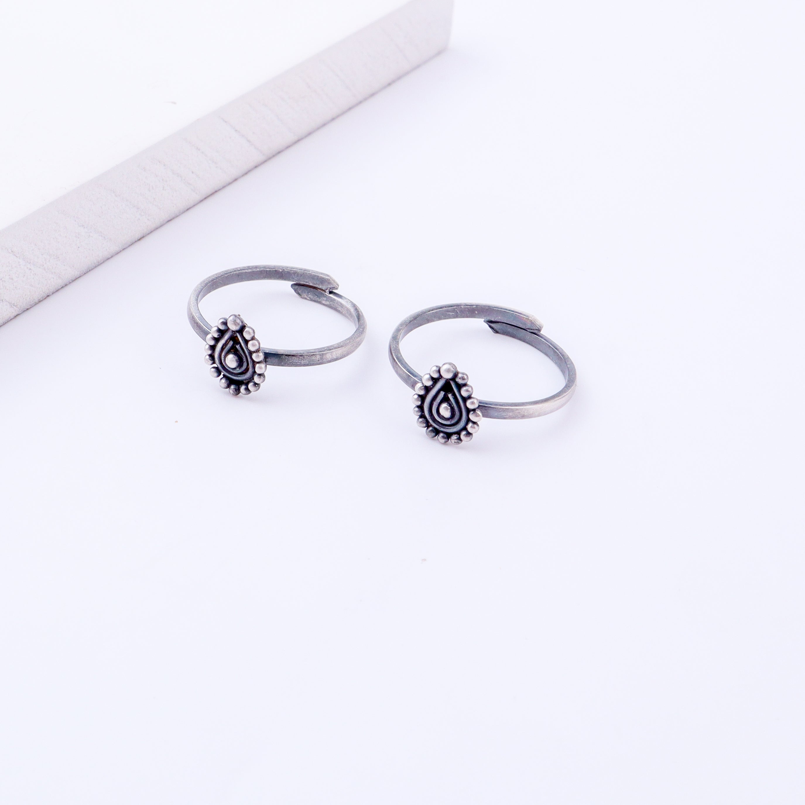 Tiny Silver Adjustable Parna Toe Ring