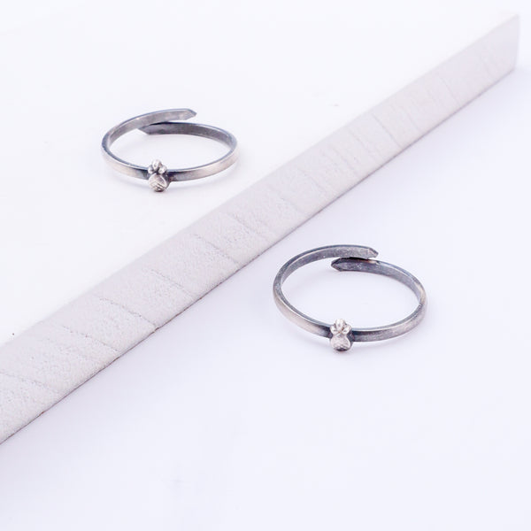 Tiny Silver Adjustable Pineapple Toe Ring