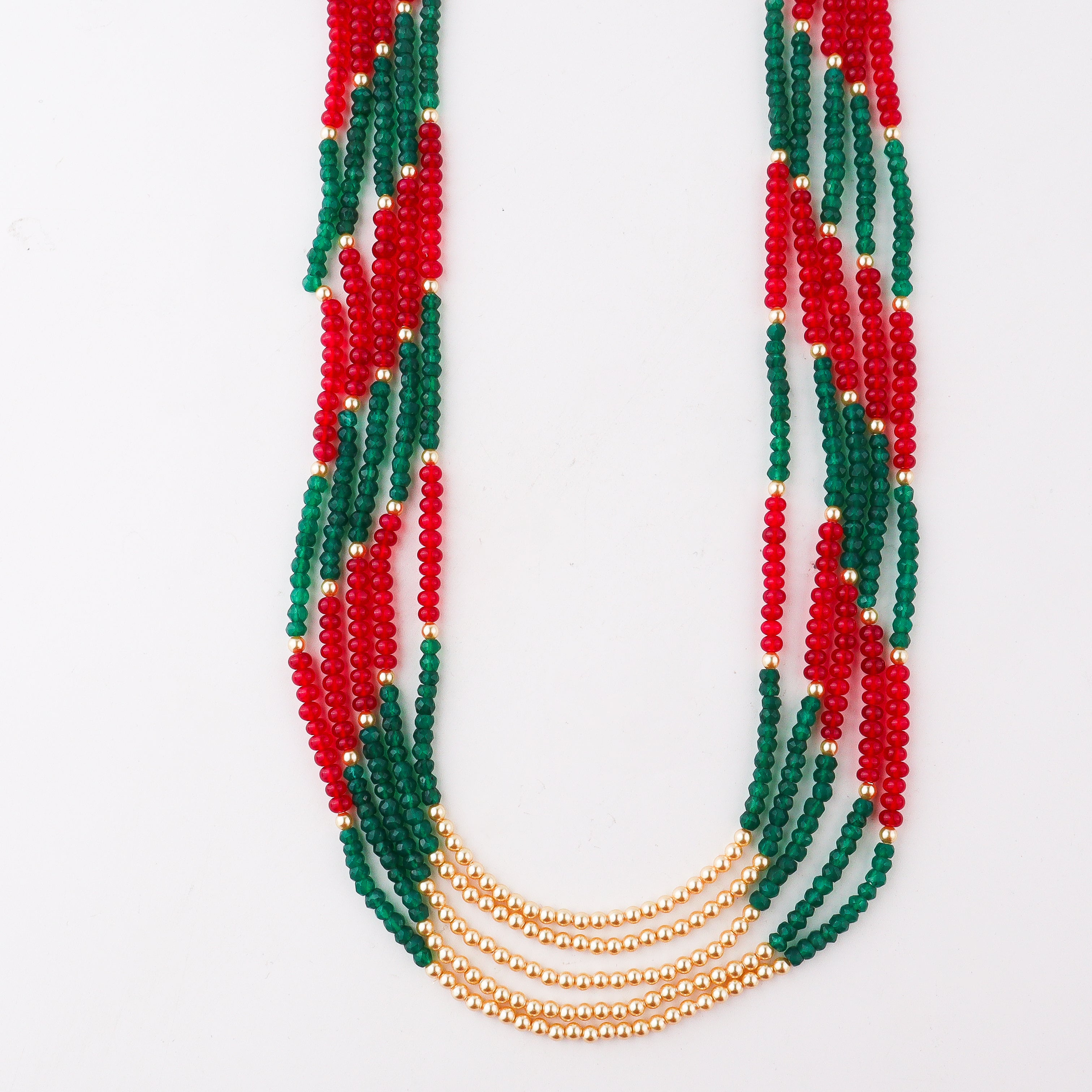 Semi precious stone pearl silver necklace close-up detailing