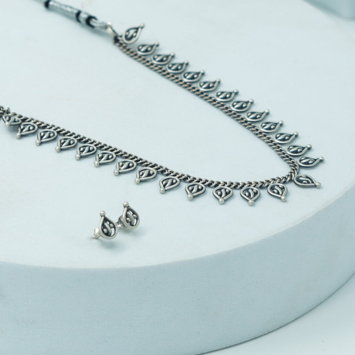 Oxidized Silver Delicate Leaf Set