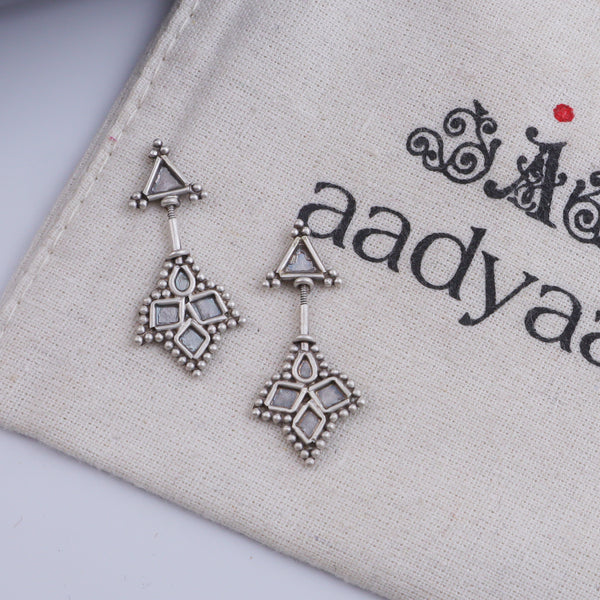 Nirbhaya & Diamond Cluster Bugadi (Pierced)