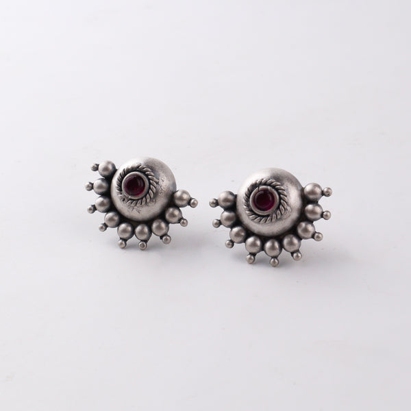 Silver Oxidized Dome Earring with kempu stone