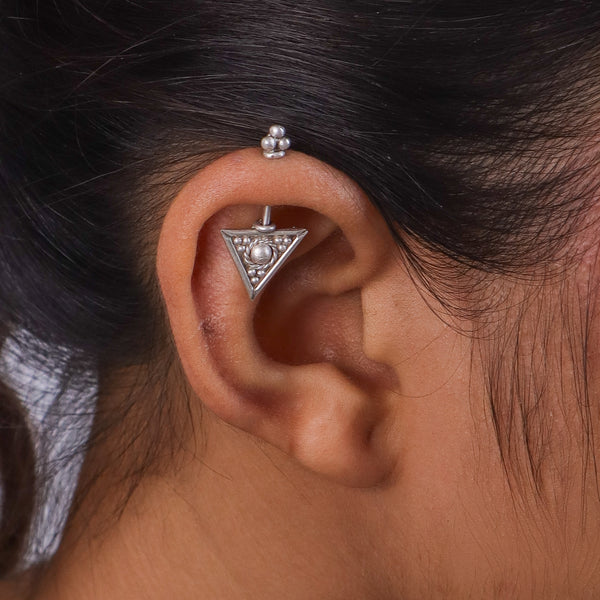 Triangle Bugadi (Pierced)
