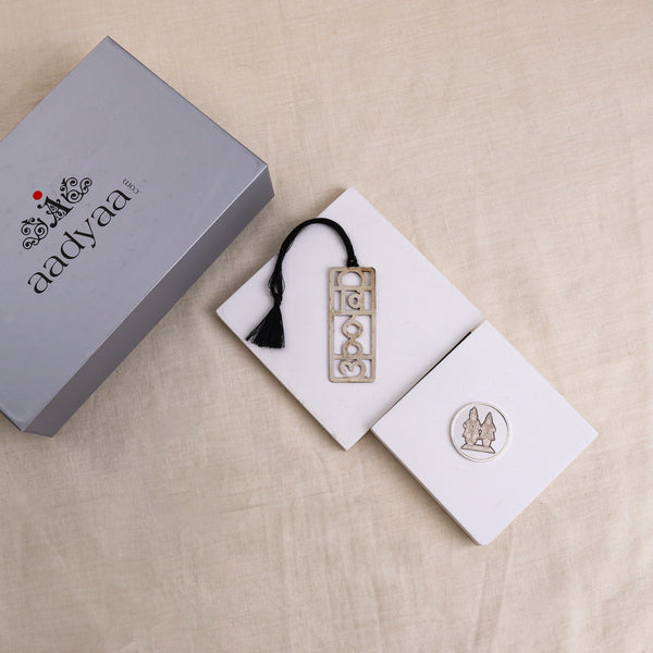 Silver Gift Set : Vitthal Bookmark and Silver Vitthal Rukmini Coin 5gm