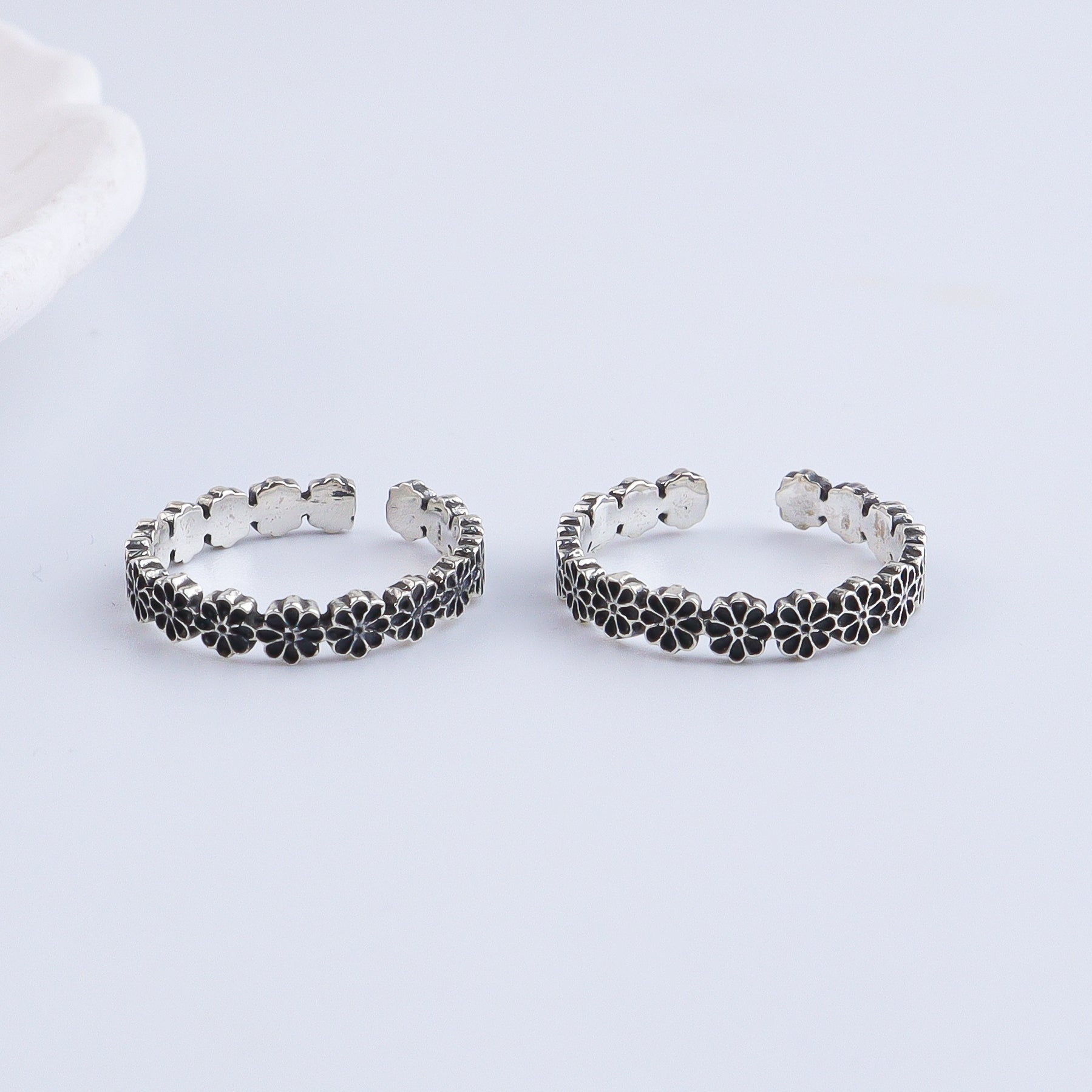 Flower Silver Toe Ring