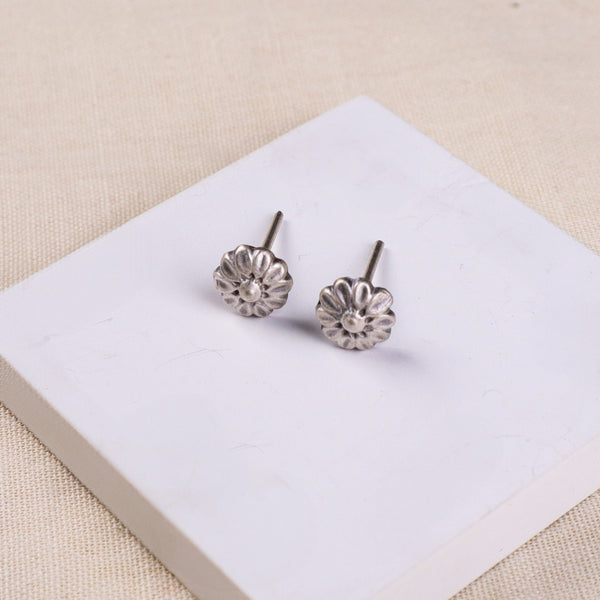 Silver Leafy Crown Stud | 92.5 Silver