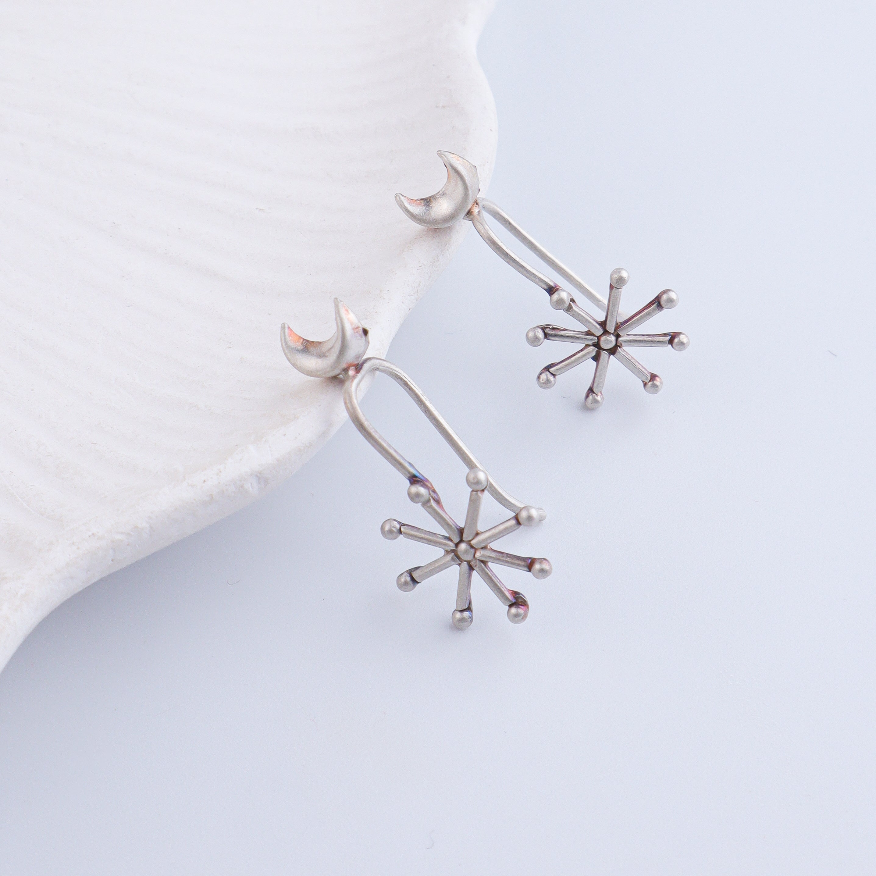Chandrakor Snowflake Bugadi (Clip-on)