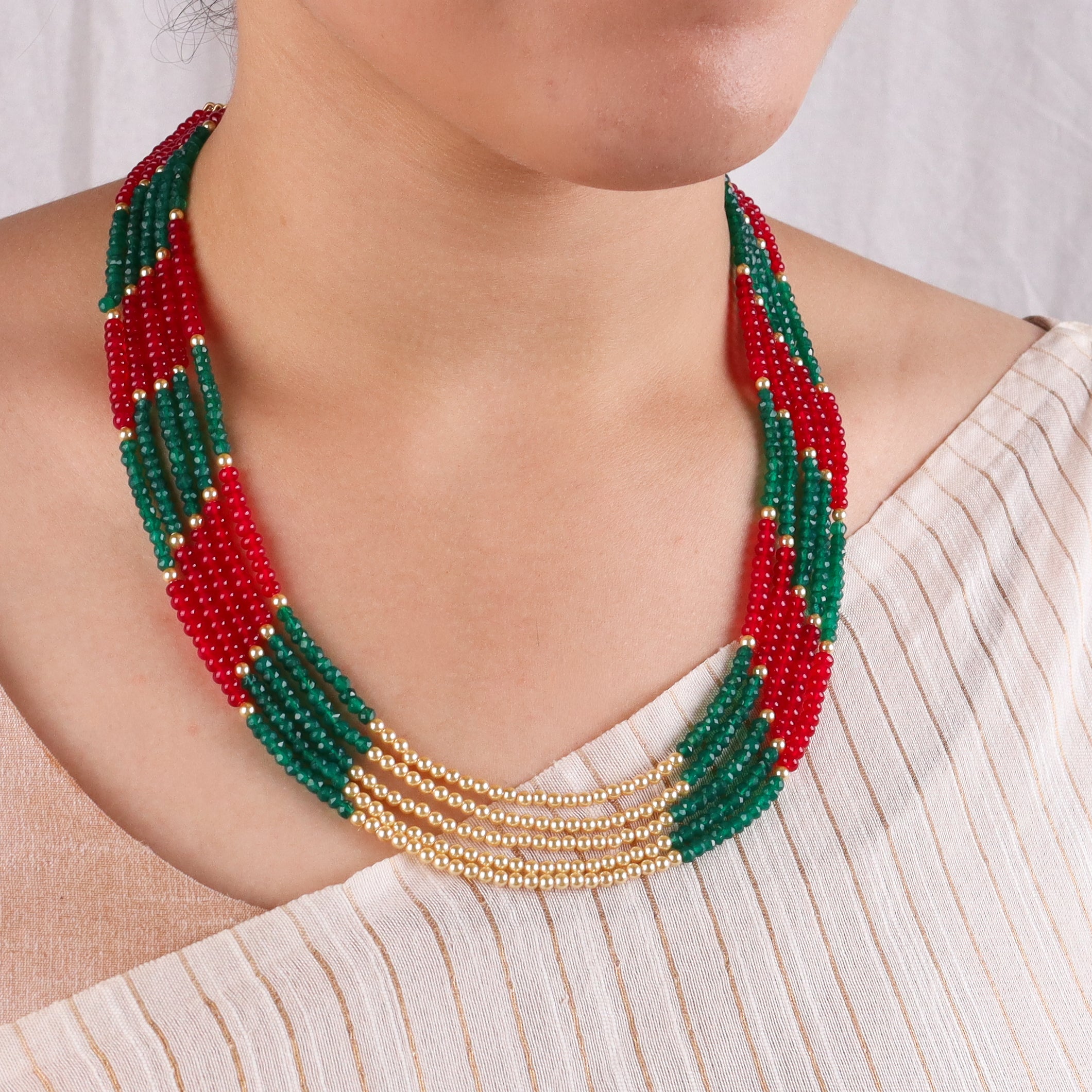 Luxe necklace with semi precious stones and pearls in 92.5 sterling silver