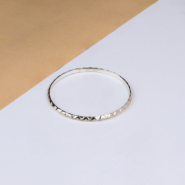 Silver Nakshi Textured Bangle