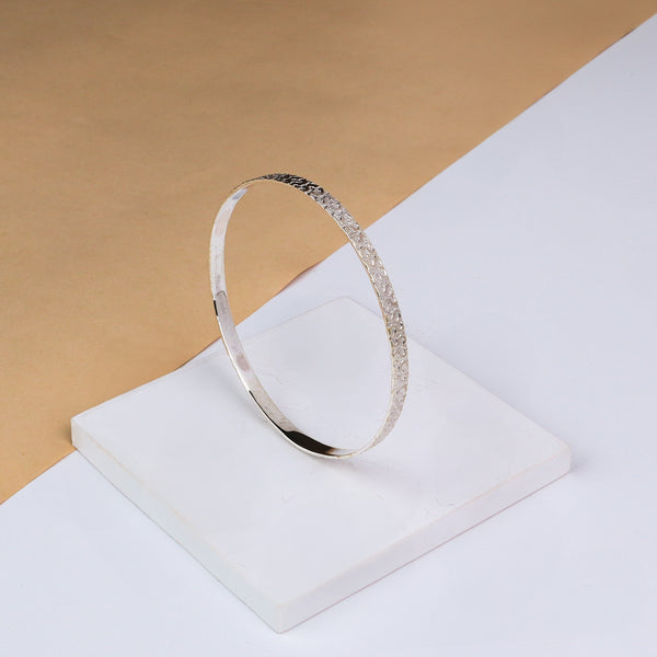 Silver Floral Textured Bangle