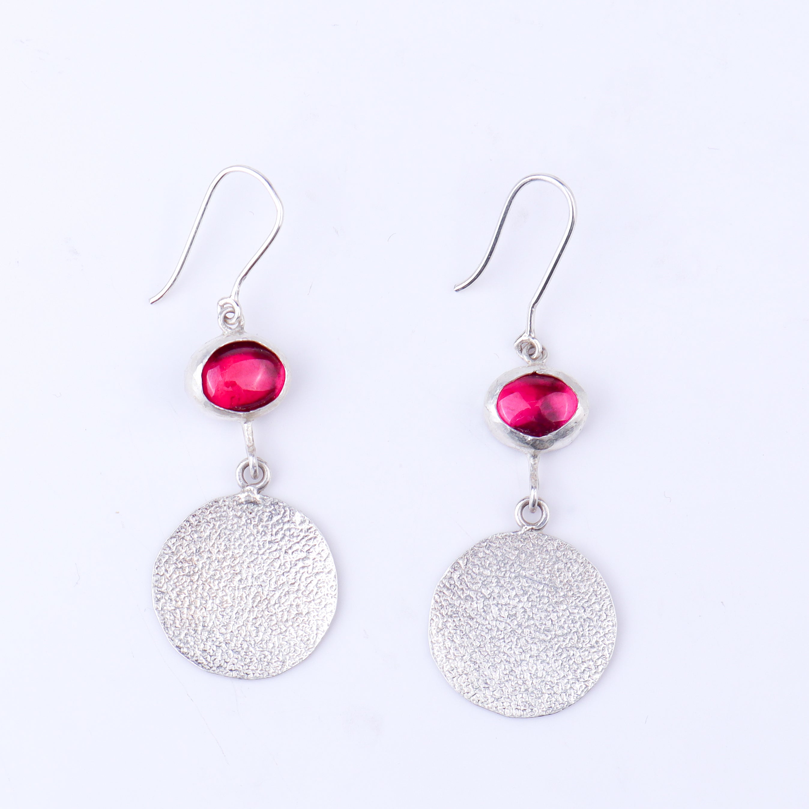 Kempu Stone Textured Coin Earings