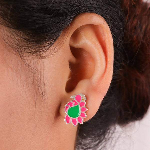 Silver Meena Pendant Choker set with pearls and pink-green accents