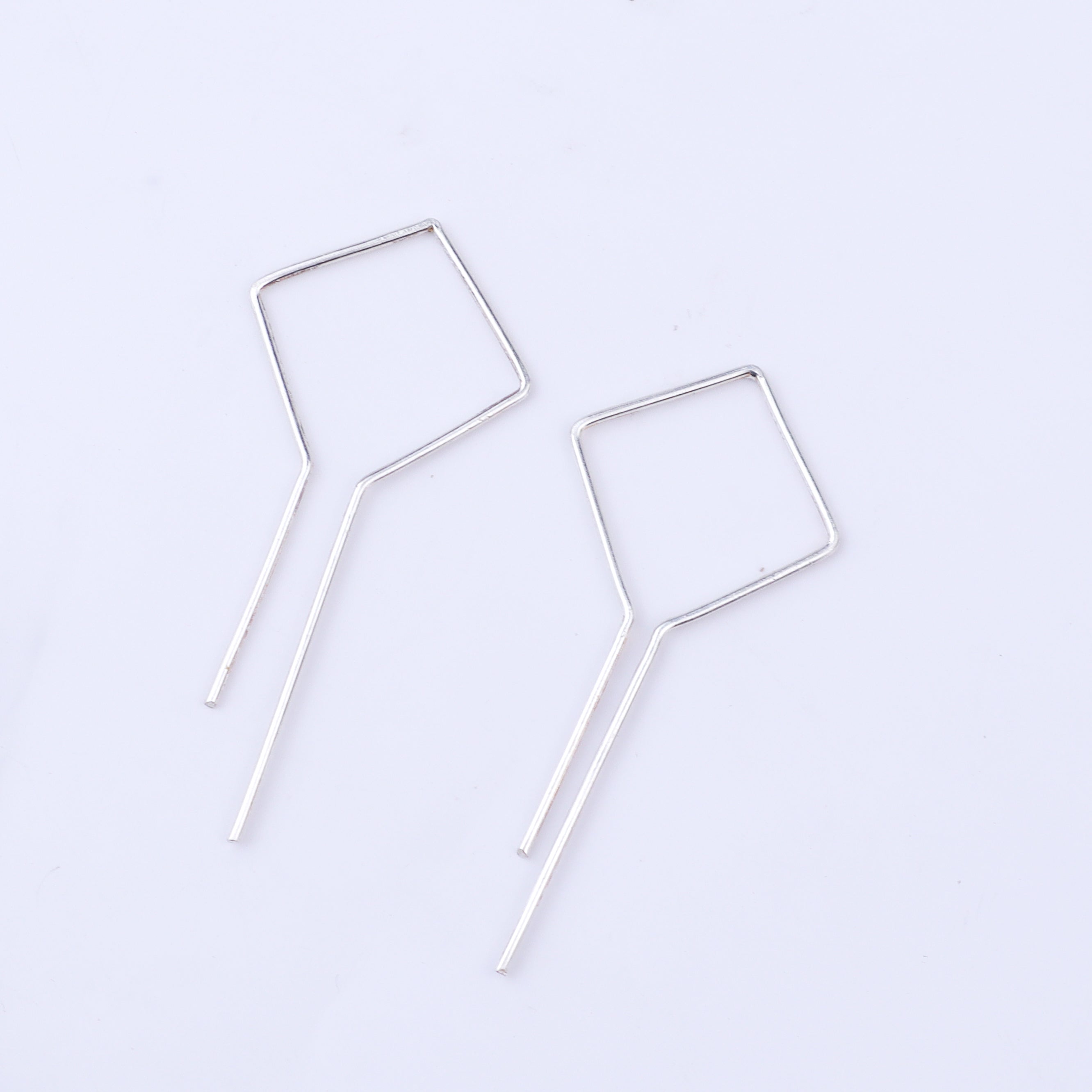 Geometric Rhombus Hoops