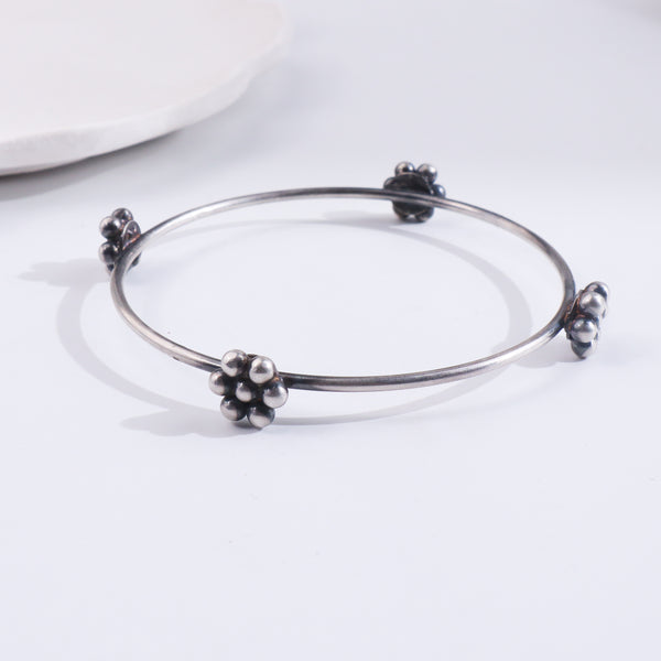 Silver Kudi Bangle
