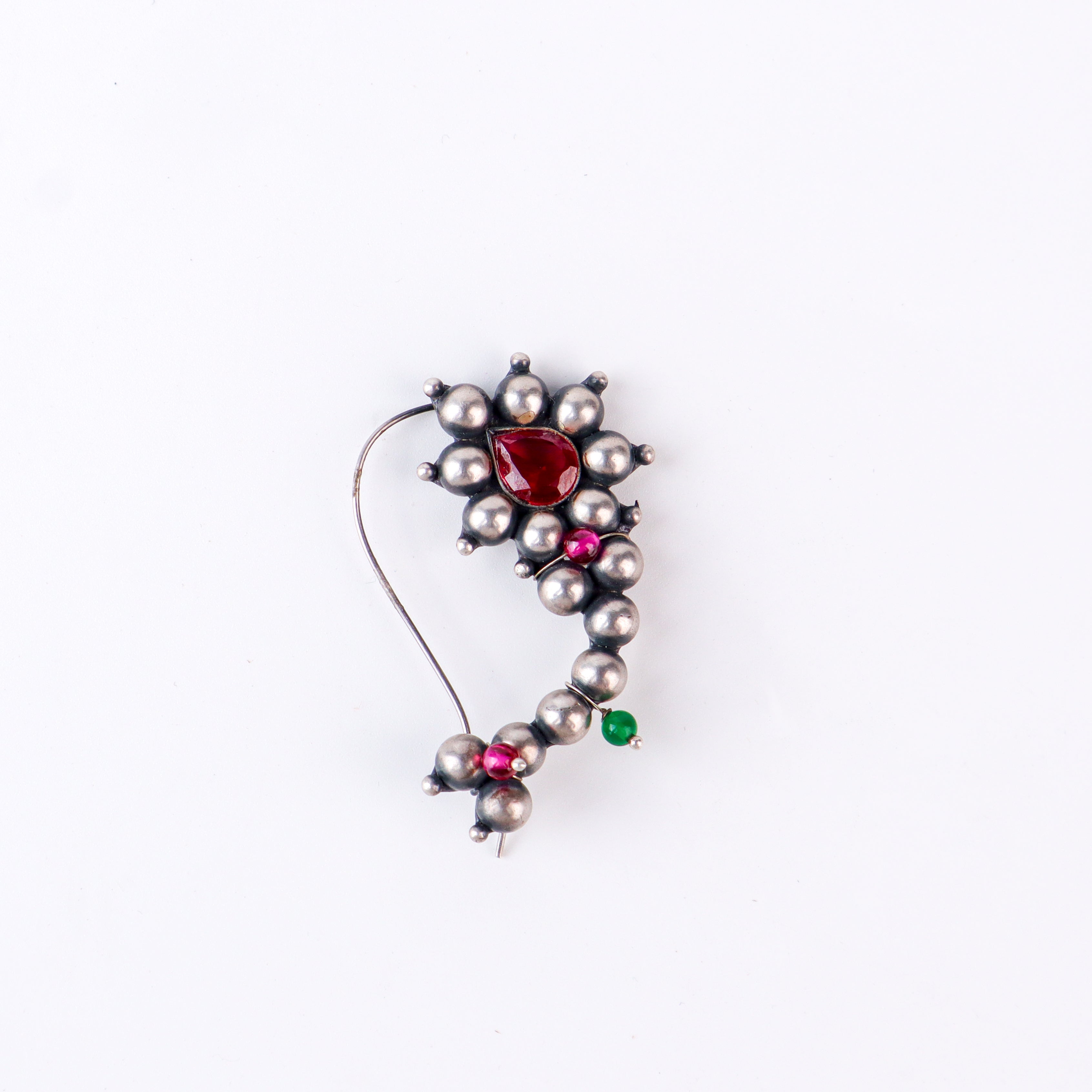 Itihaas Silver Maharashtrian Nath: Big (Left, Pierced)