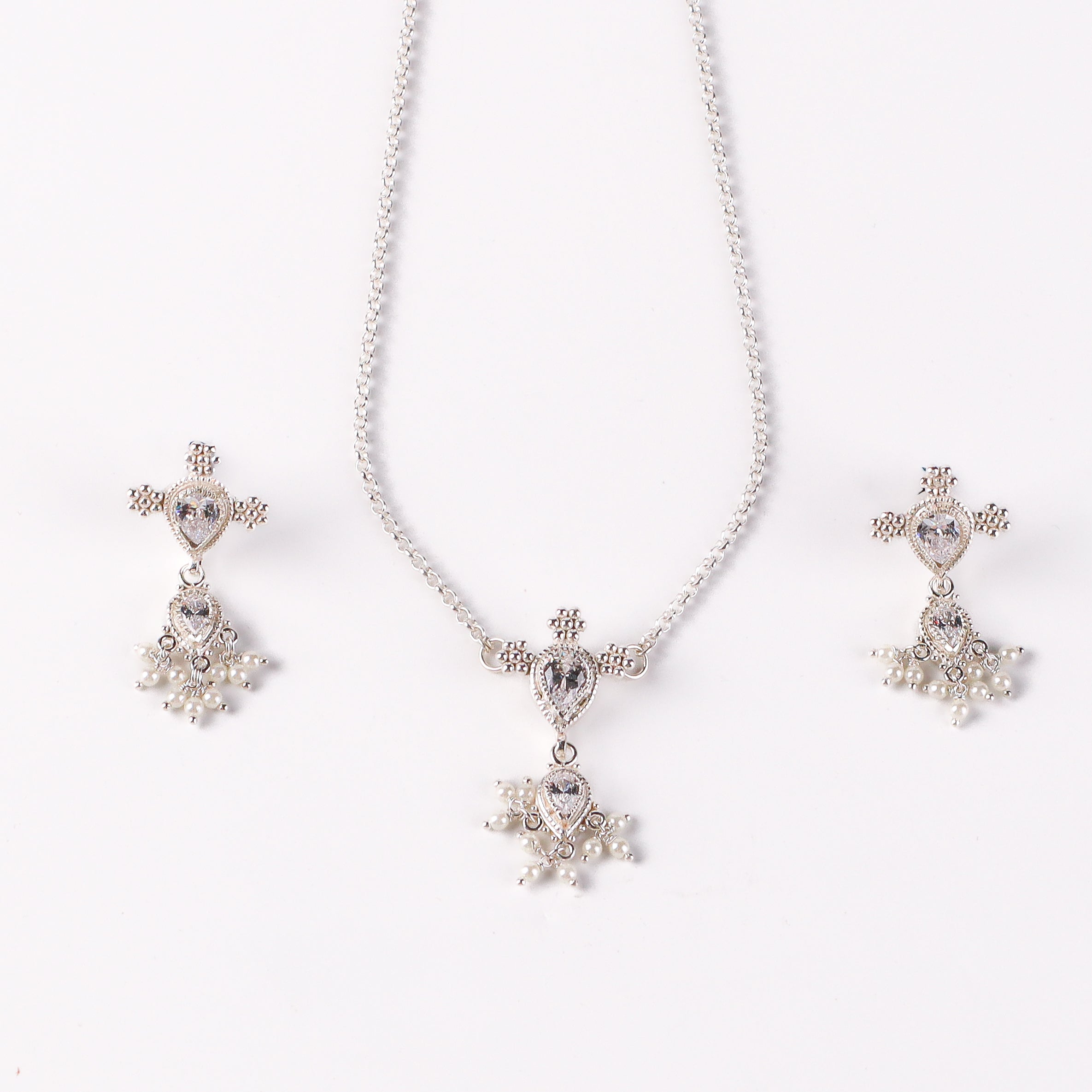 Silver CZ Kudi Tanmani Set with Pearls