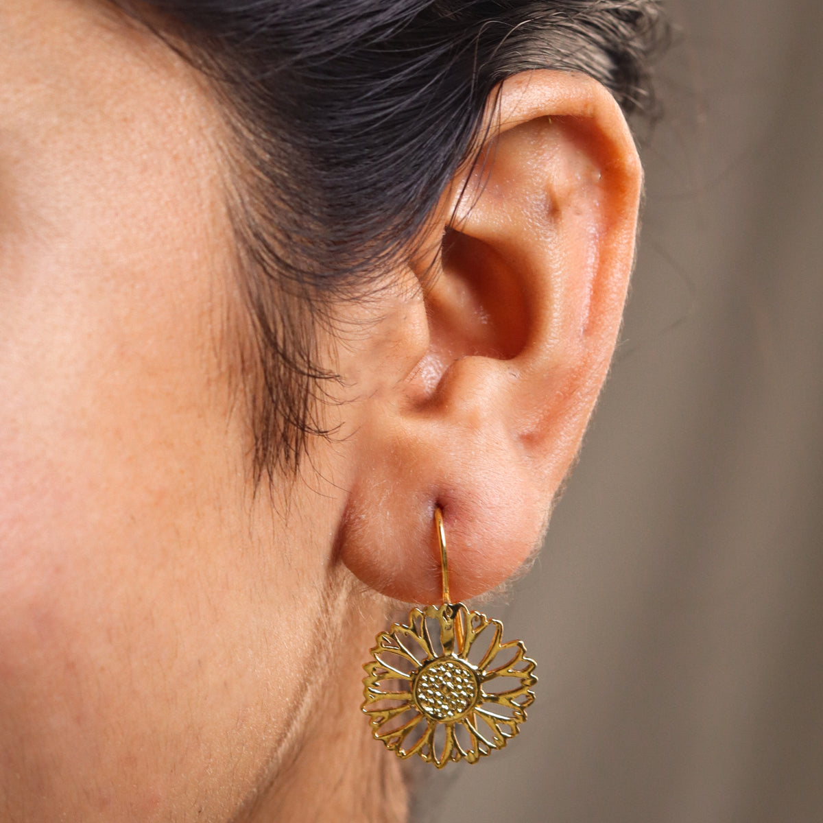 Gulbahaar Earrings in 92.5% Sterling Silver – Floral Elegance