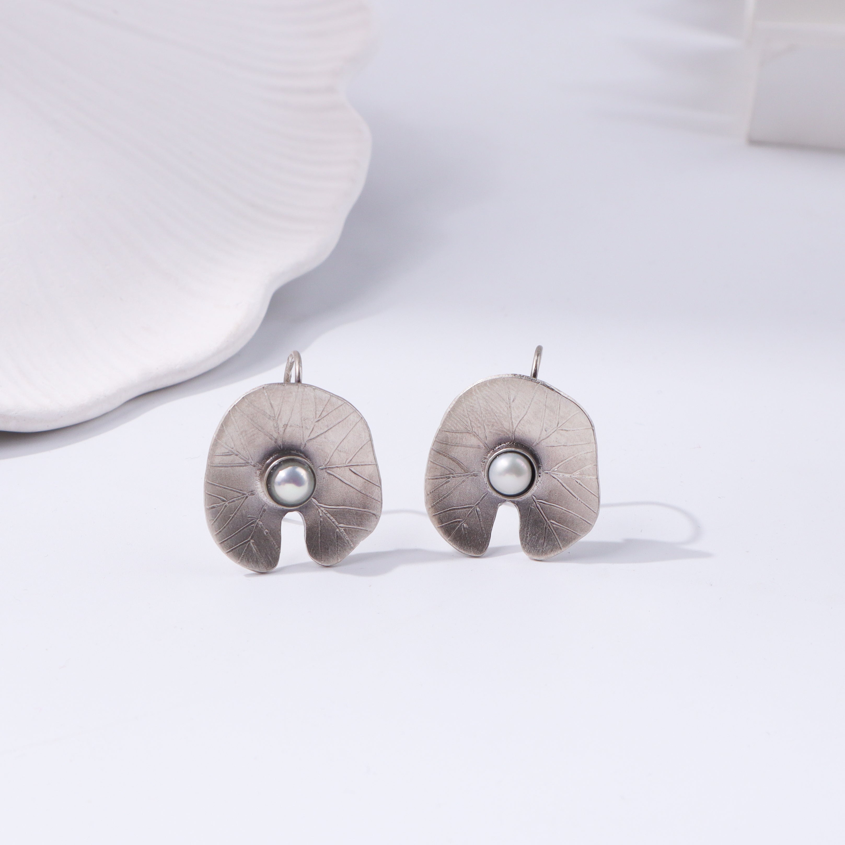 Mini Saroj-Parna Earrings | 92.5 Sterling Silver