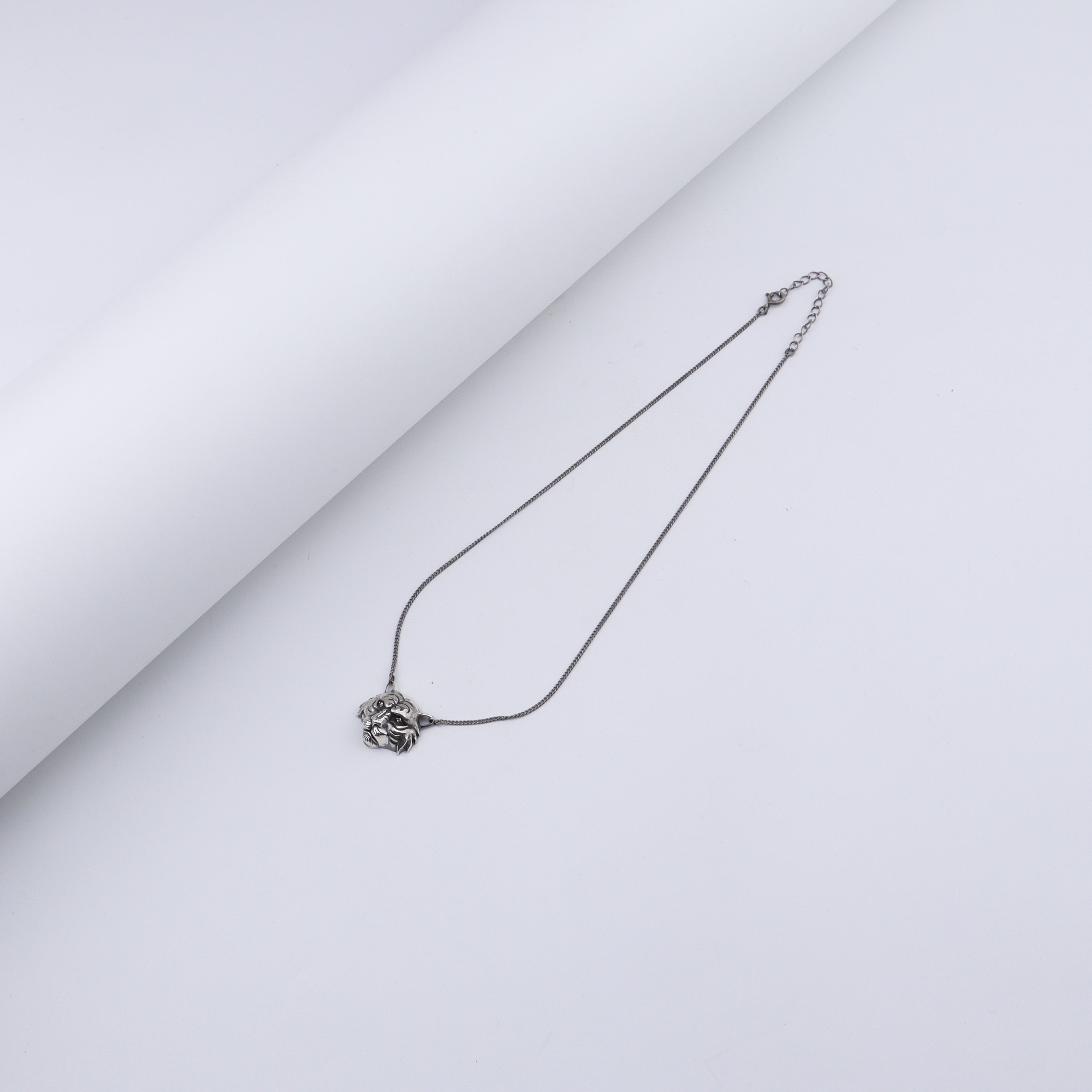 Silver Tiger pendant with chain