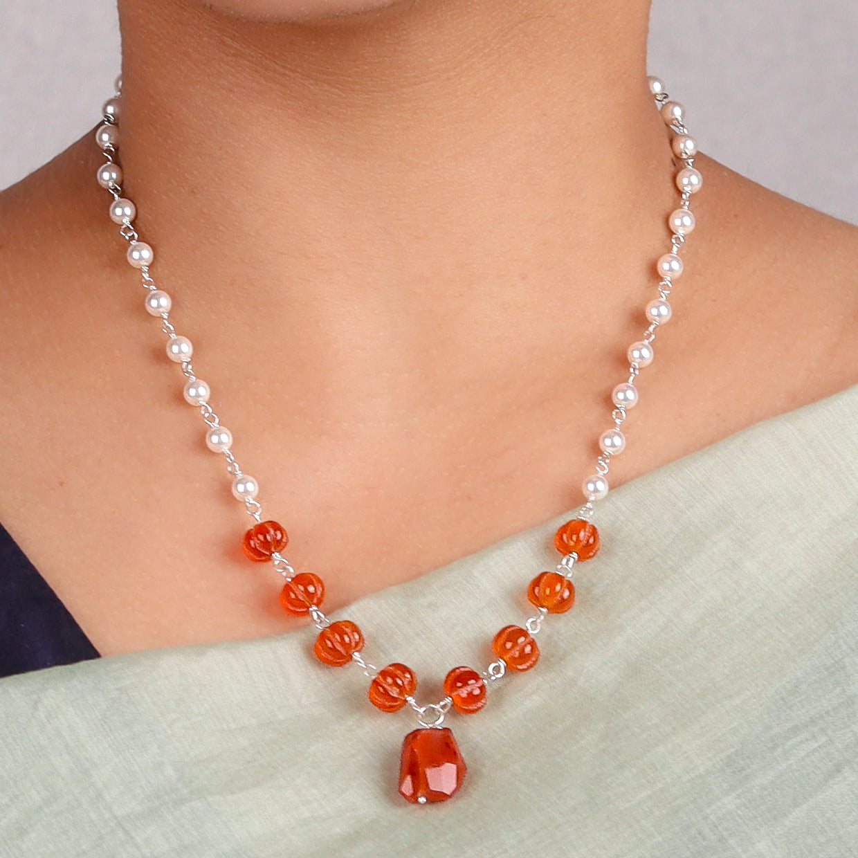 Pearl ganthan necklace with Semipricious stones