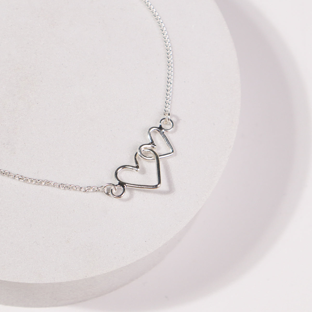 Heart Round Wire Bracelet