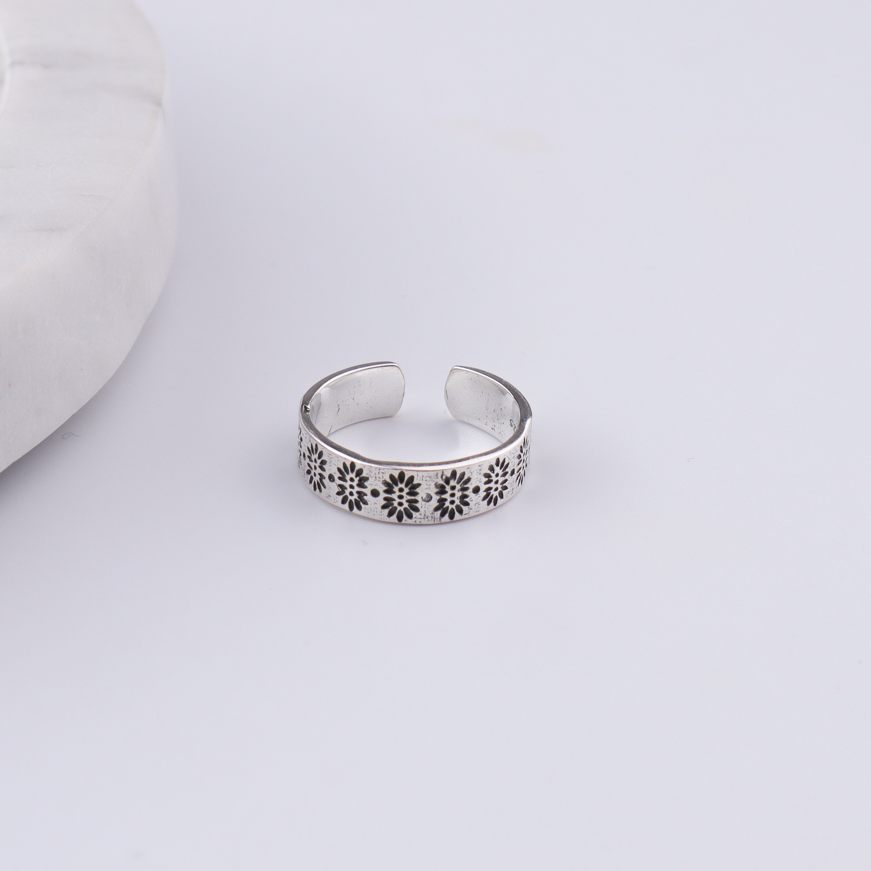 Carved Band Silver Ring