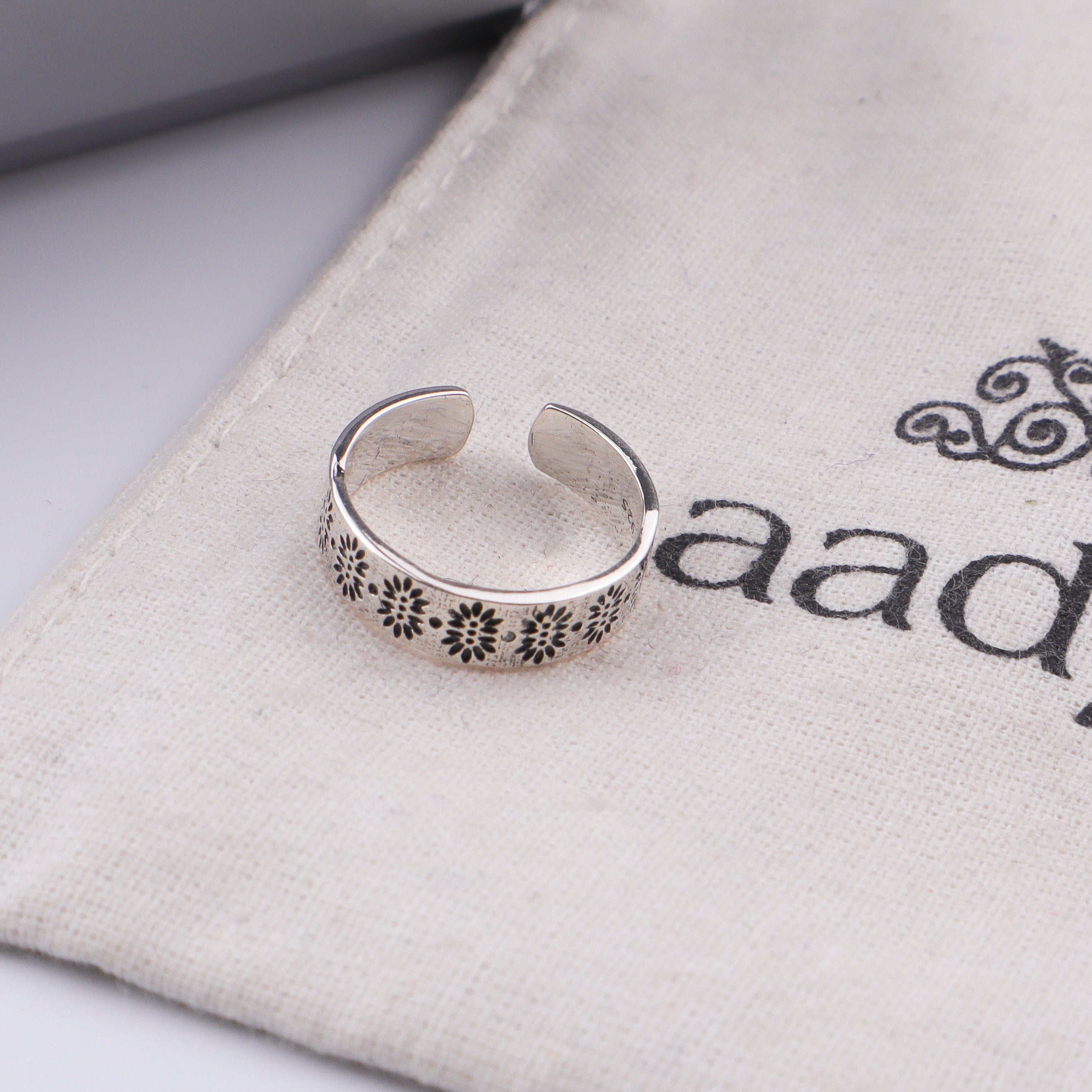 Carved Band Silver Ring