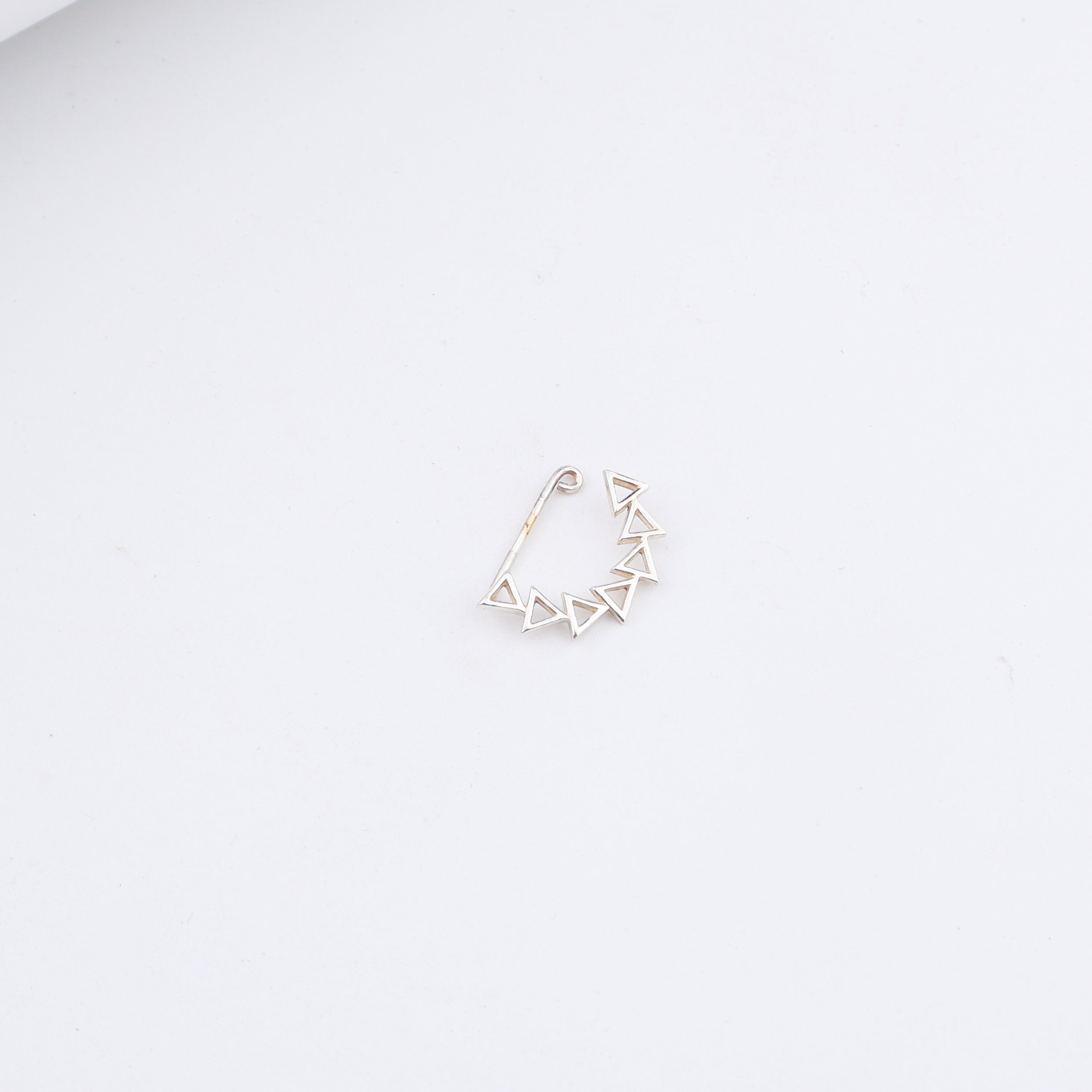 Triangle Line Nath (Left, Clip on)