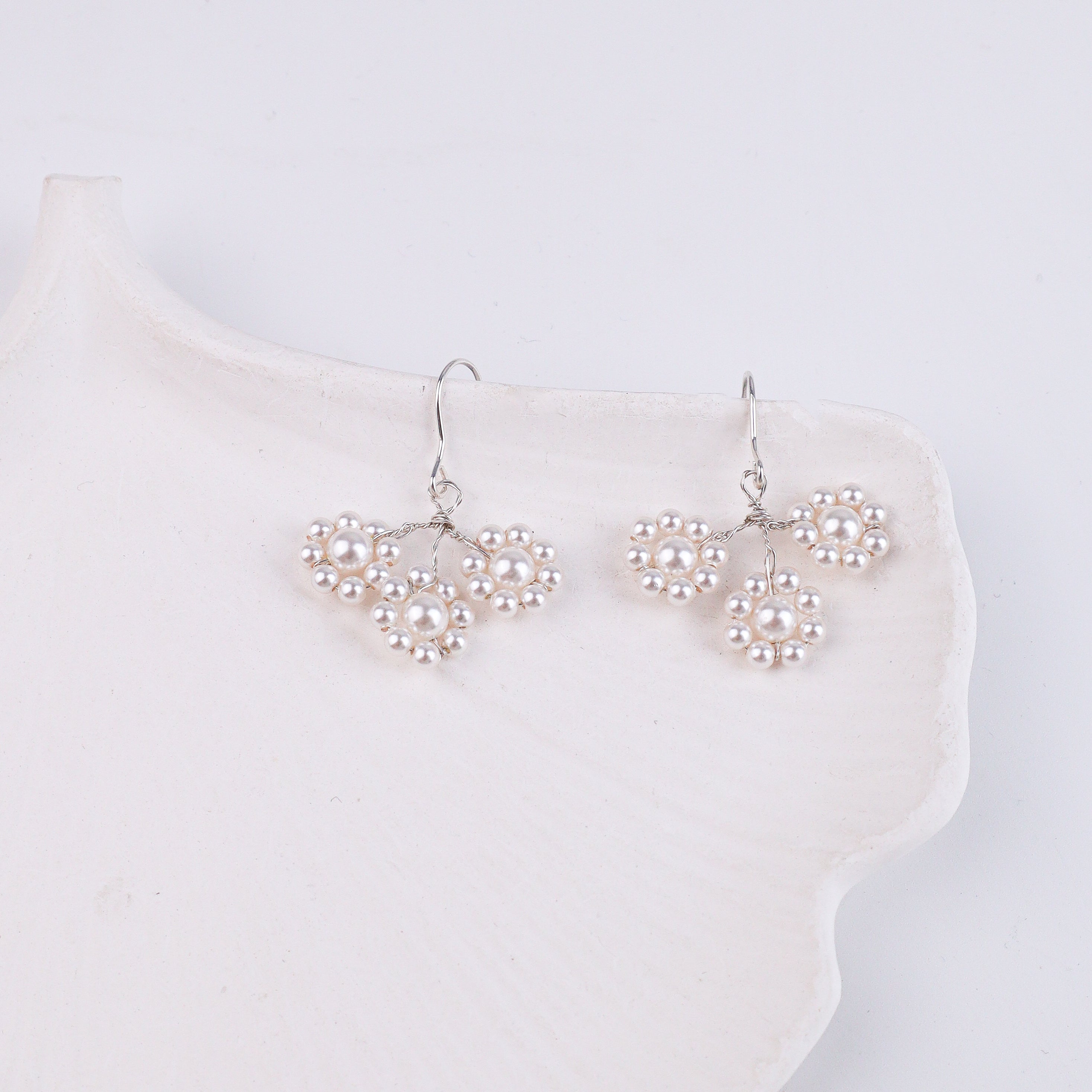 Pearl Cluster Earring
