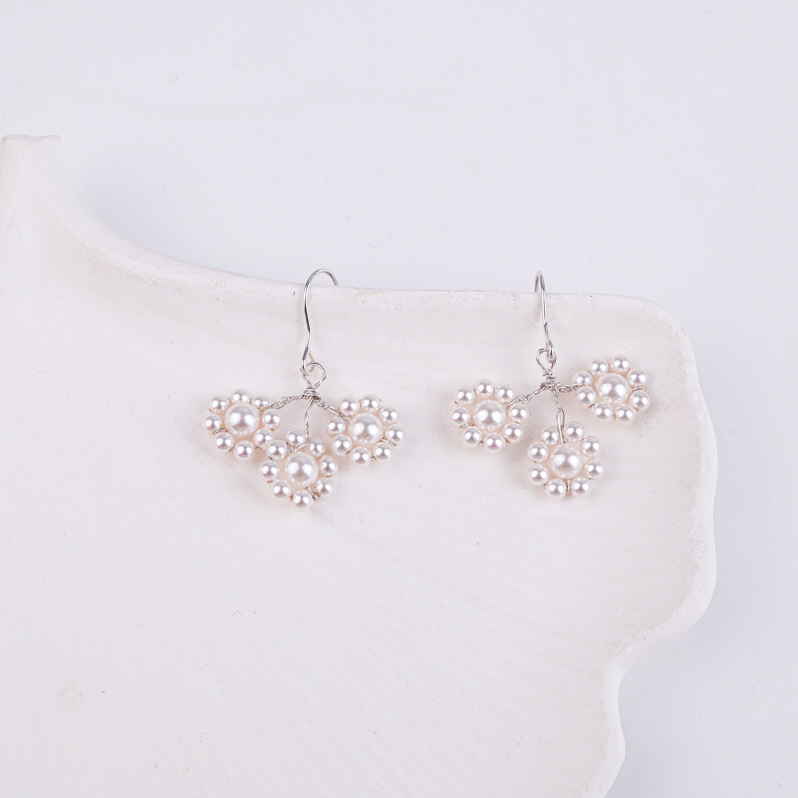 Pearl Cluster Earring