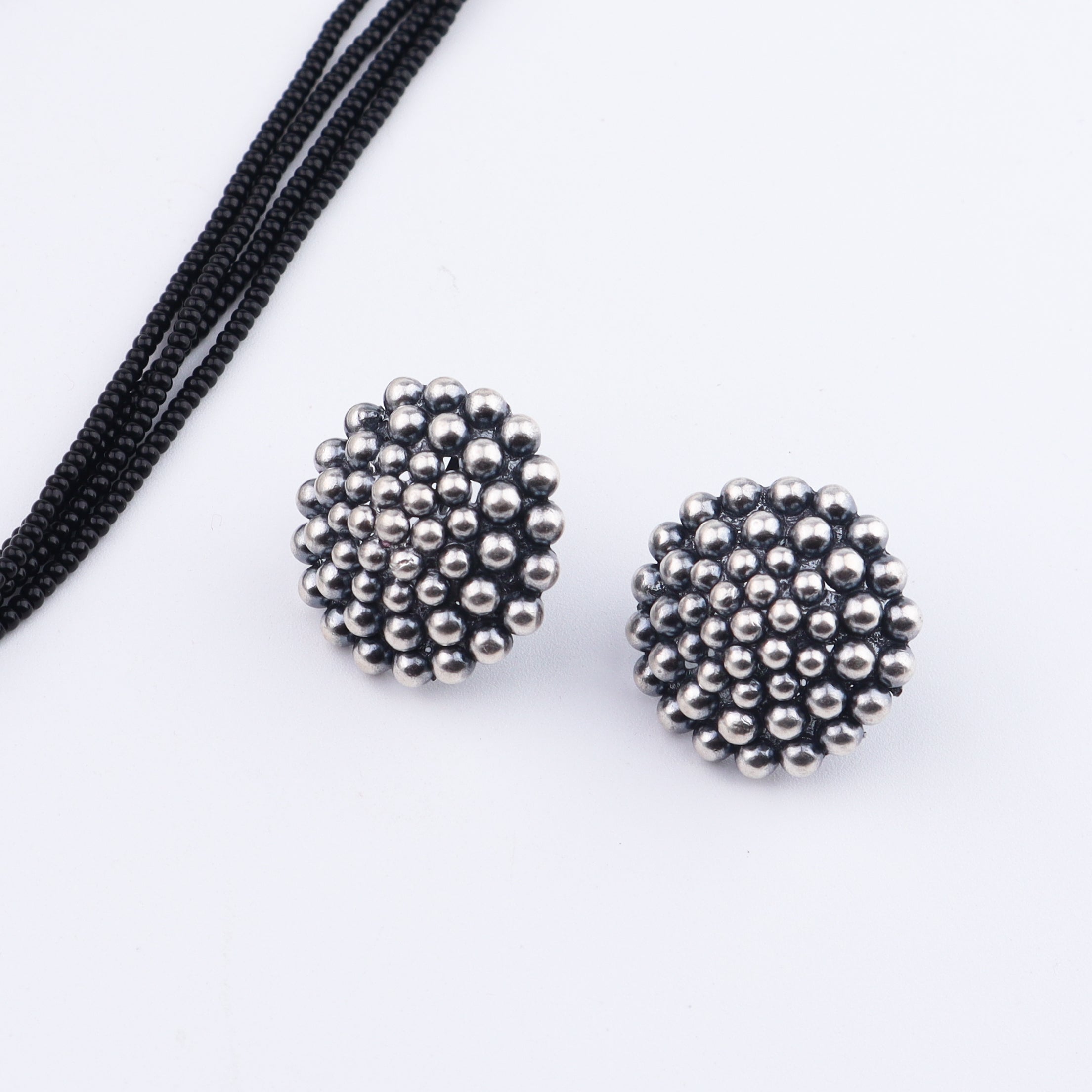 Kudi – Saaj Gath Silver Mangalsutra Set