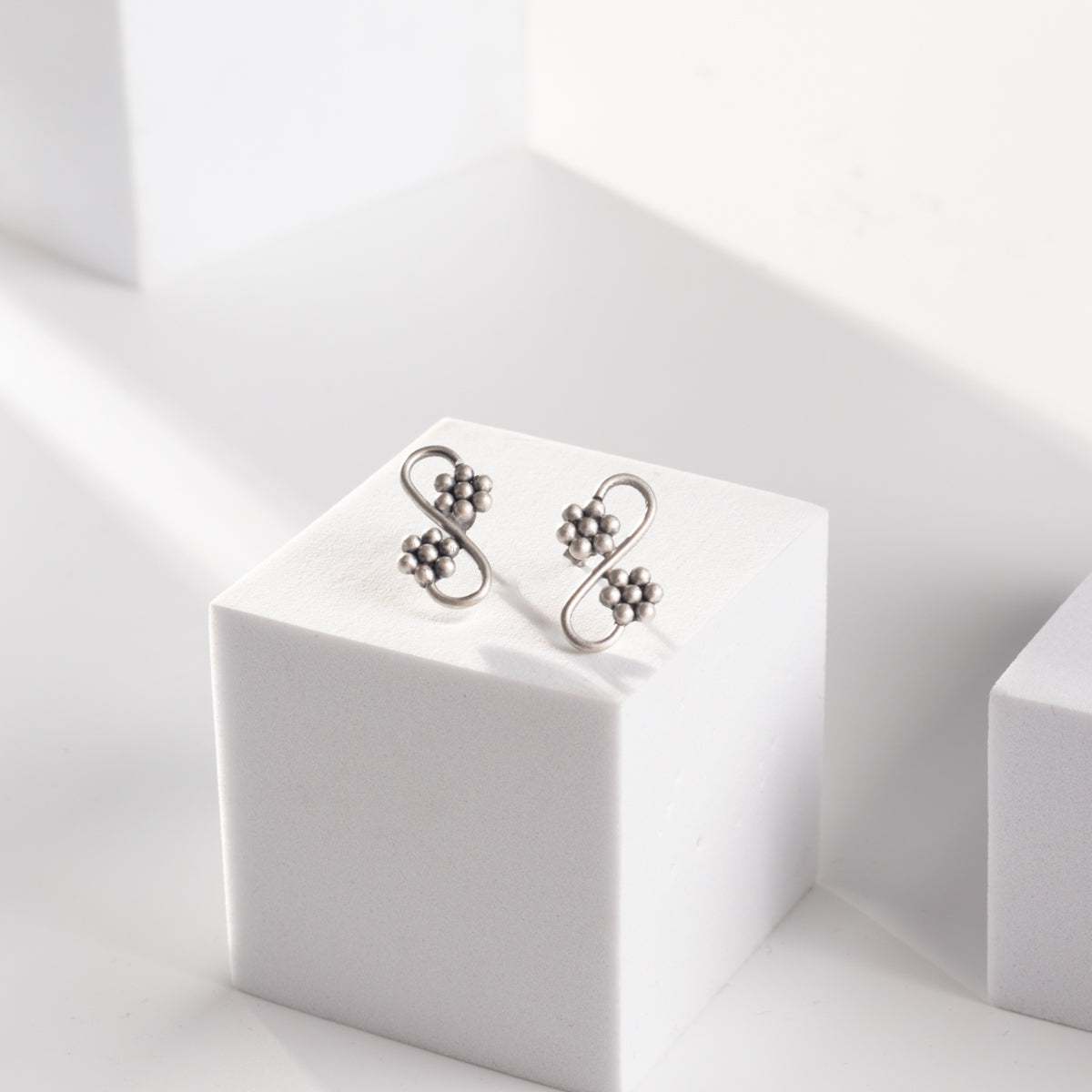 Silver Kudi Leher Earring